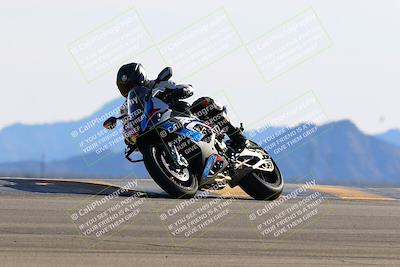 media/Jan-08-2022-SoCal Trackdays (Sat) [[1ec2777125]]/Turn 9 (125pm)/